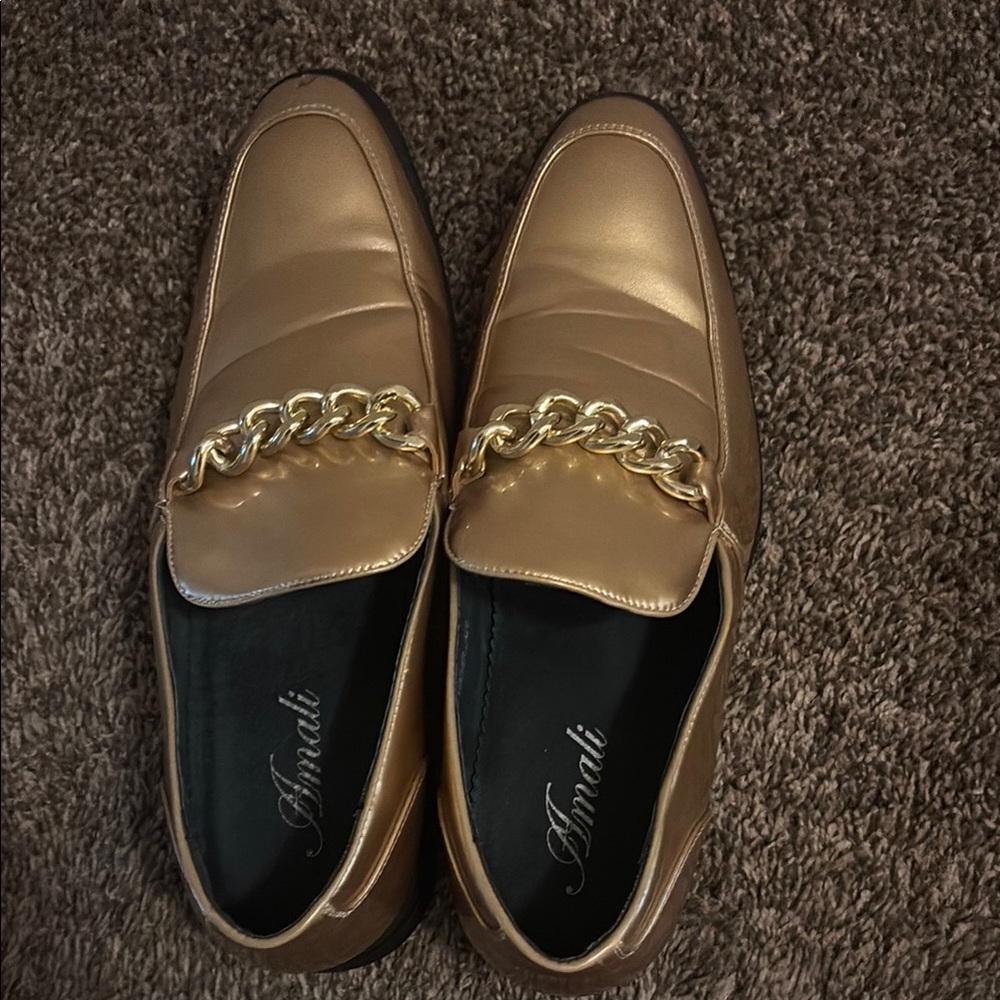 Amalfi Gold Loafers with Chain Detail